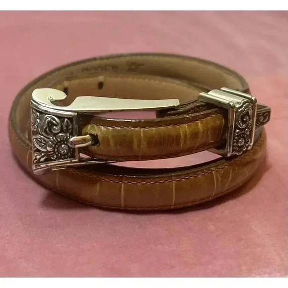 Brighton Accessories - Brighton Belt Leather Western Style Floral Buckle Size L Light Brown/ Tan Skinny